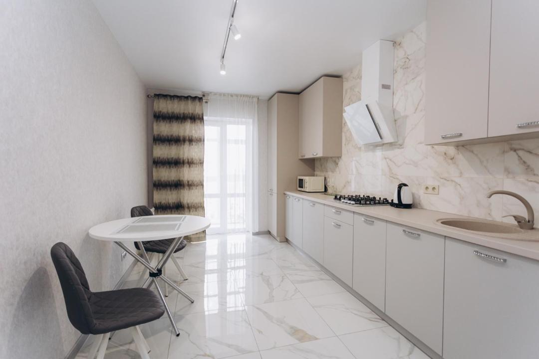 Apart Lux Elegant Суми Екстер'єр фото